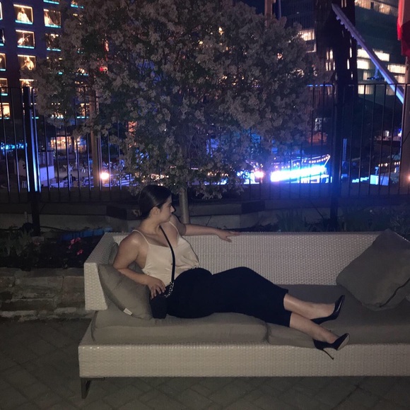 Meet your Posher, Andréanna - Picture 1 of 1